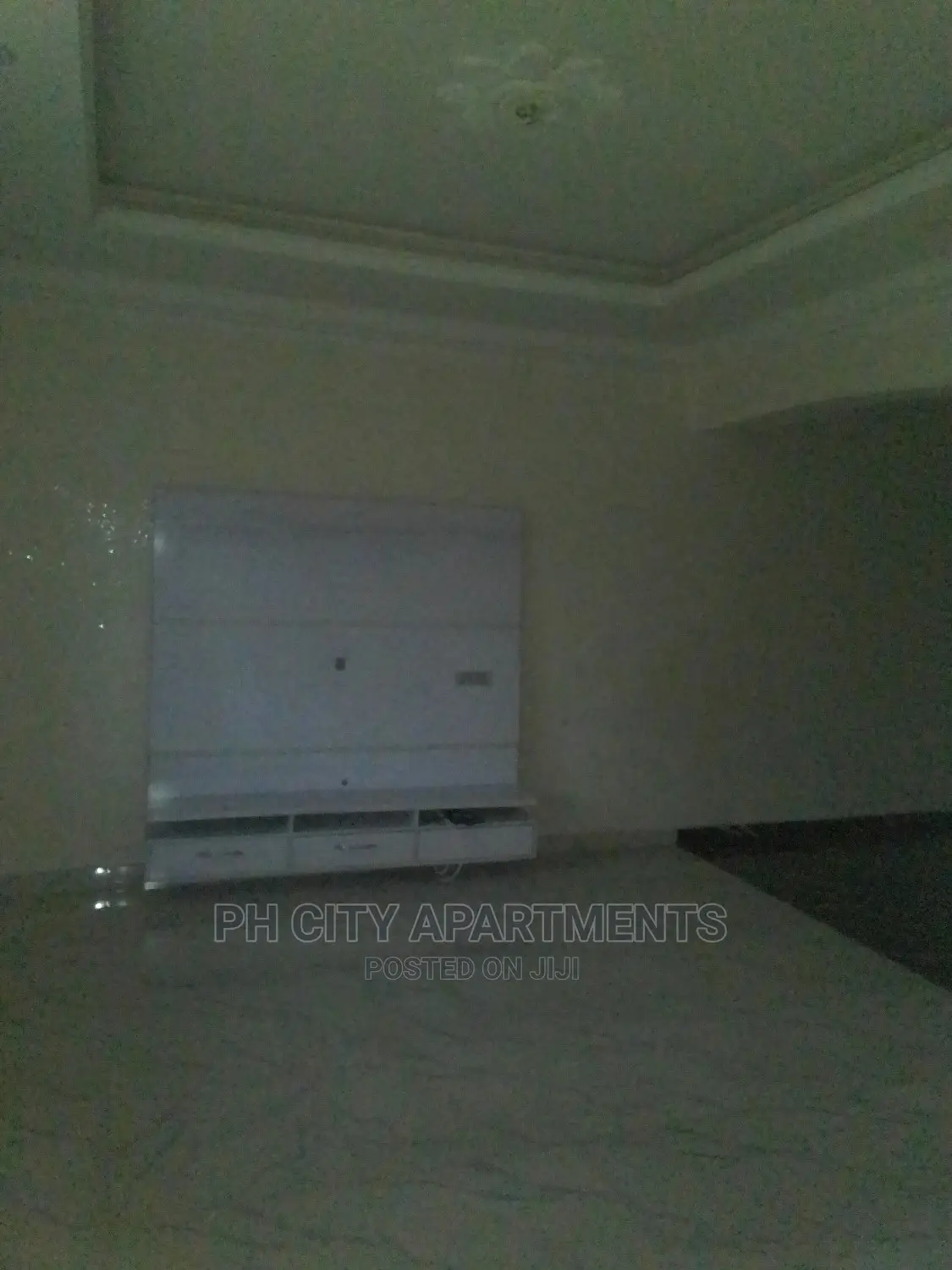 2bdrm Block of Flats in Beverly Edward, Port-Harcourt for rent in Port-Harcourt
