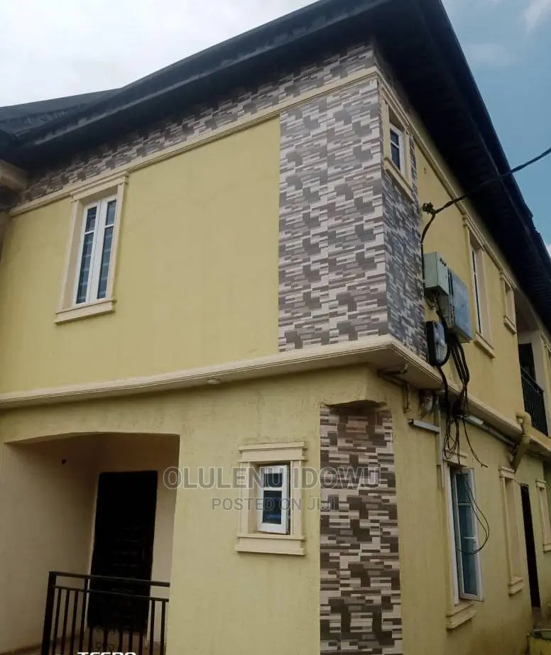 Furnished 3bdrm Block of Flats in Victory Estate, Alimosho for sale in Alimosho