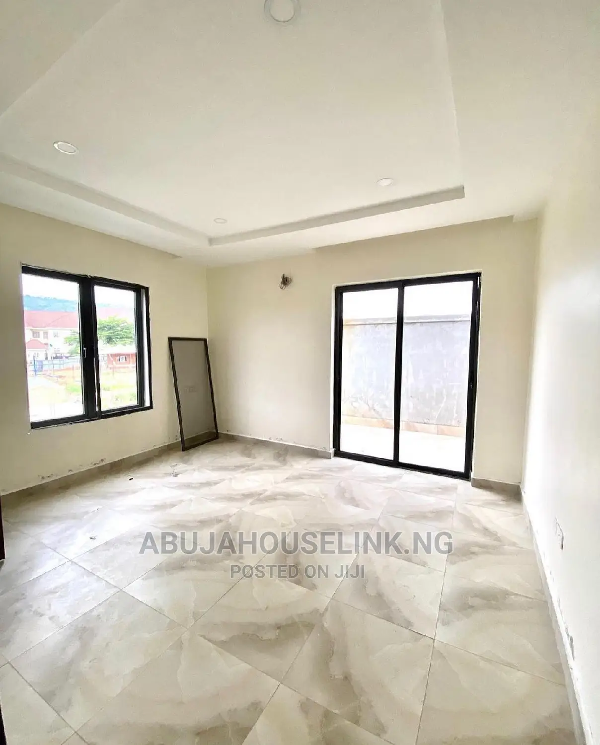 6bdrm Duplex in Katampe Extension for sale in Katampe Extension