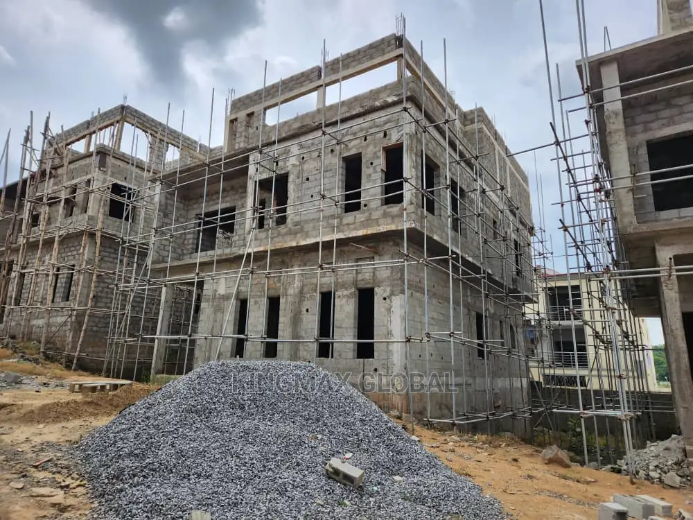 5bdrm Duplex in Guzape District for sale in Guzape District