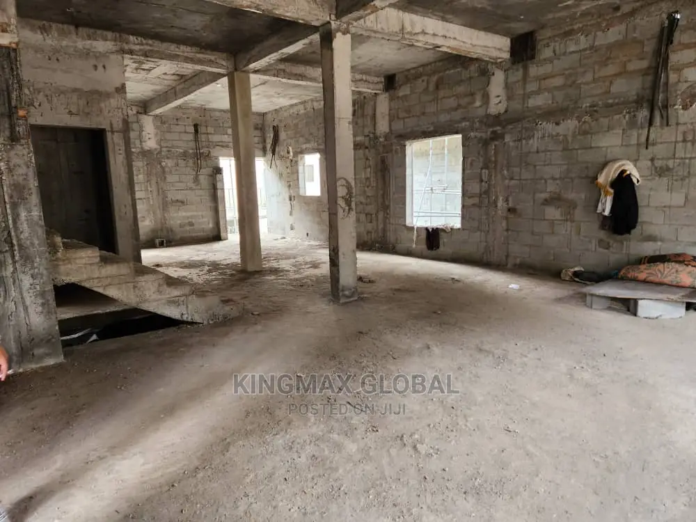 5bdrm Duplex in Guzape District for sale in Guzape District