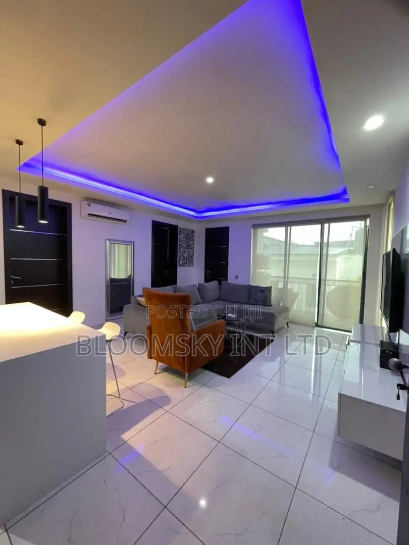 Beautiful 2 Bedroom in Lekki Phase 1 in Lekki