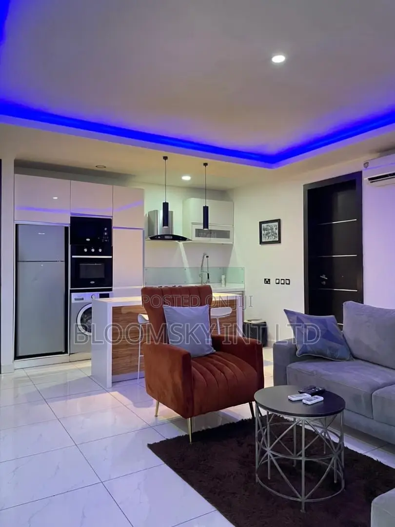 Beautiful 2 Bedroom in Lekki Phase 1 in Lekki