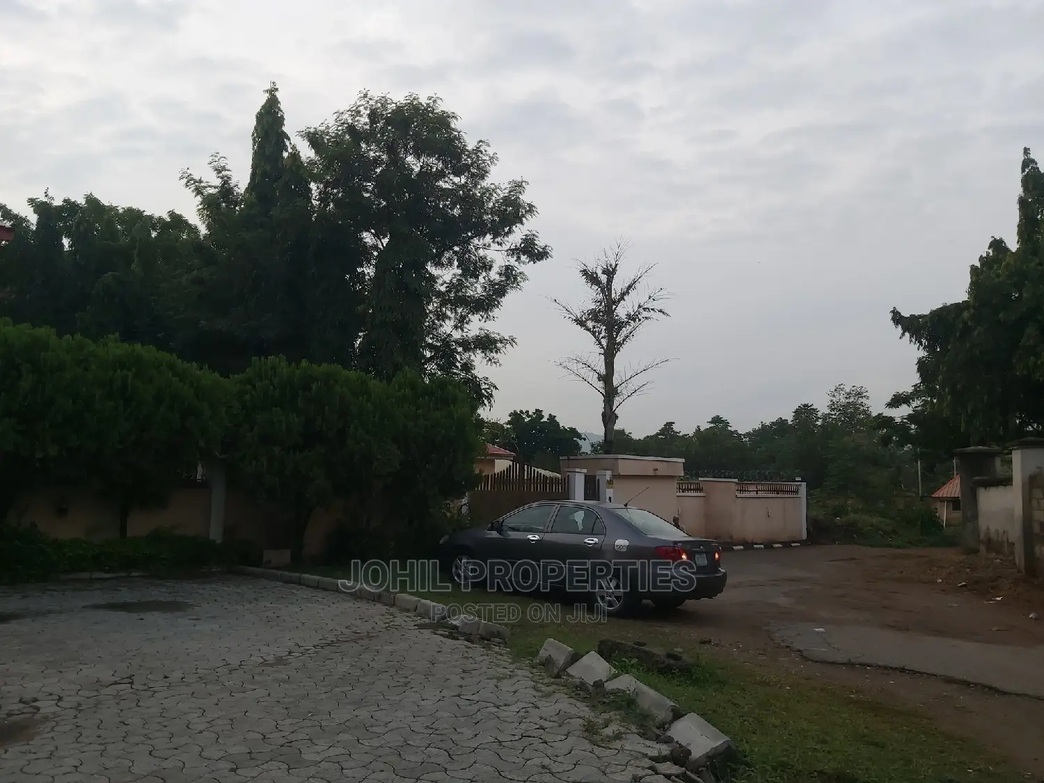 2800sqm Land With a Duplex in One Side of the Land in Maitama