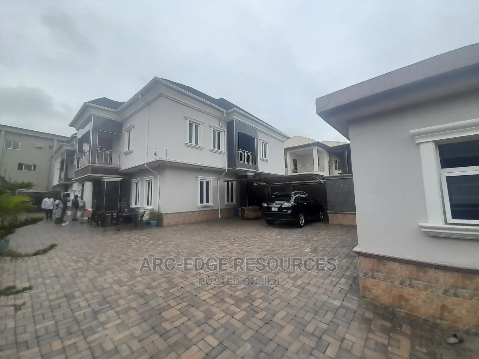 Furnished 6bdrm Duplex in Apple Junction for sale in Apple Junction