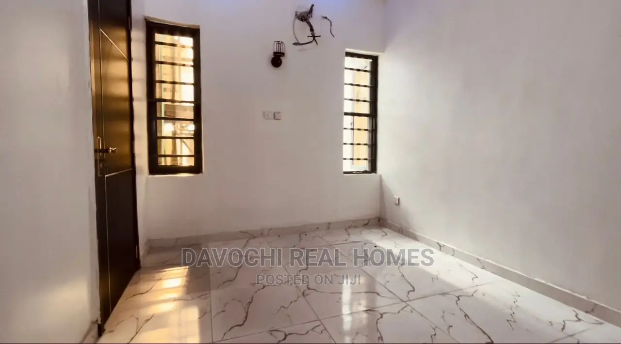 4bdrm Duplex in Ikota Villa Estate, Lekki for rent in Lekki