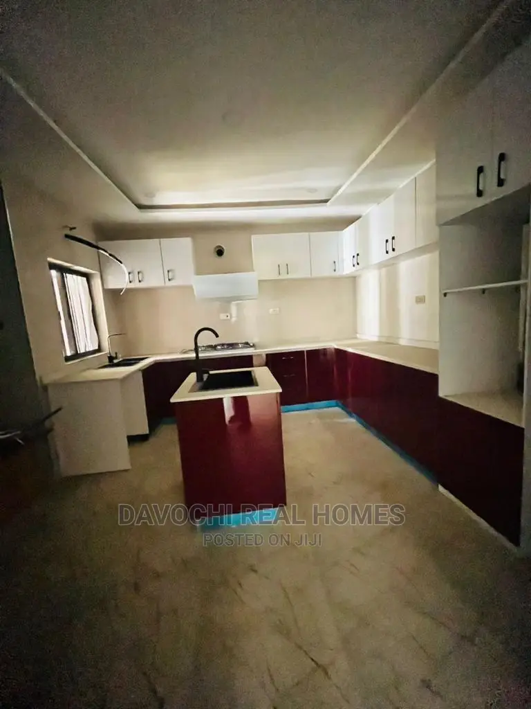 3bdrm Apartment in Ikate Lekki Phase for rent in Lekki