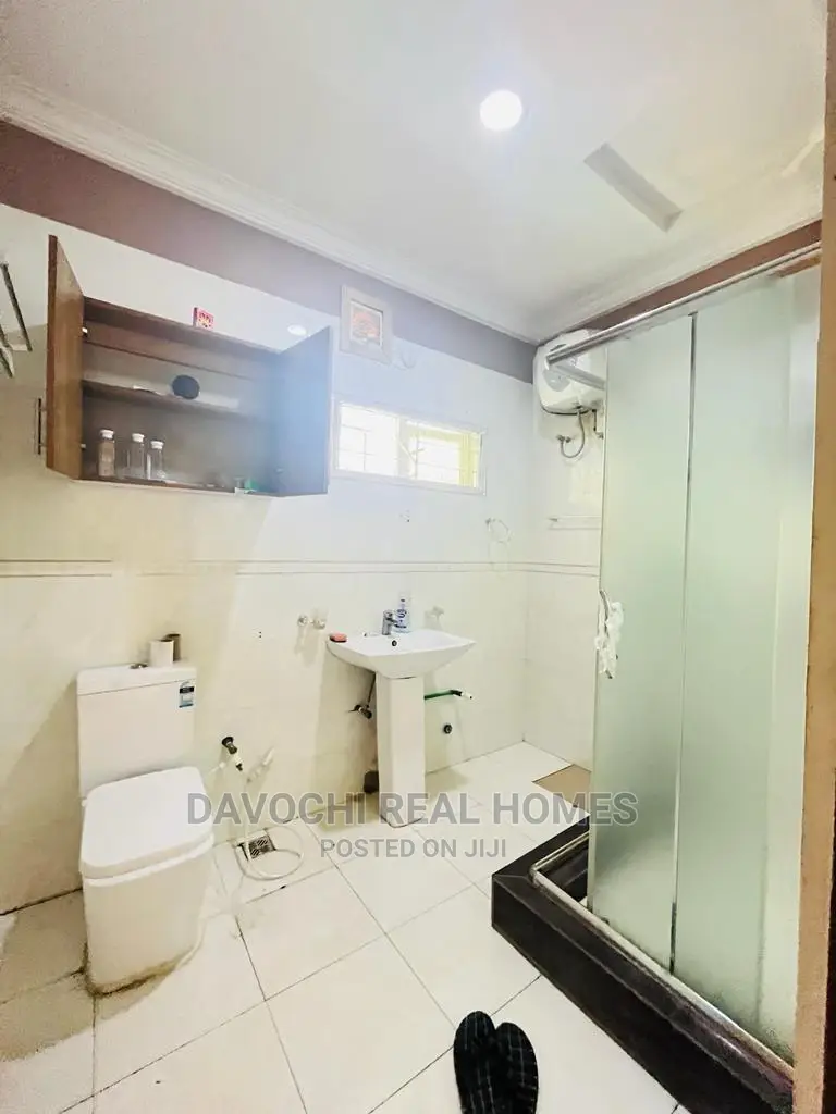 3bdrm Duplex in Ikate Lekki Estate for rent in Lekki