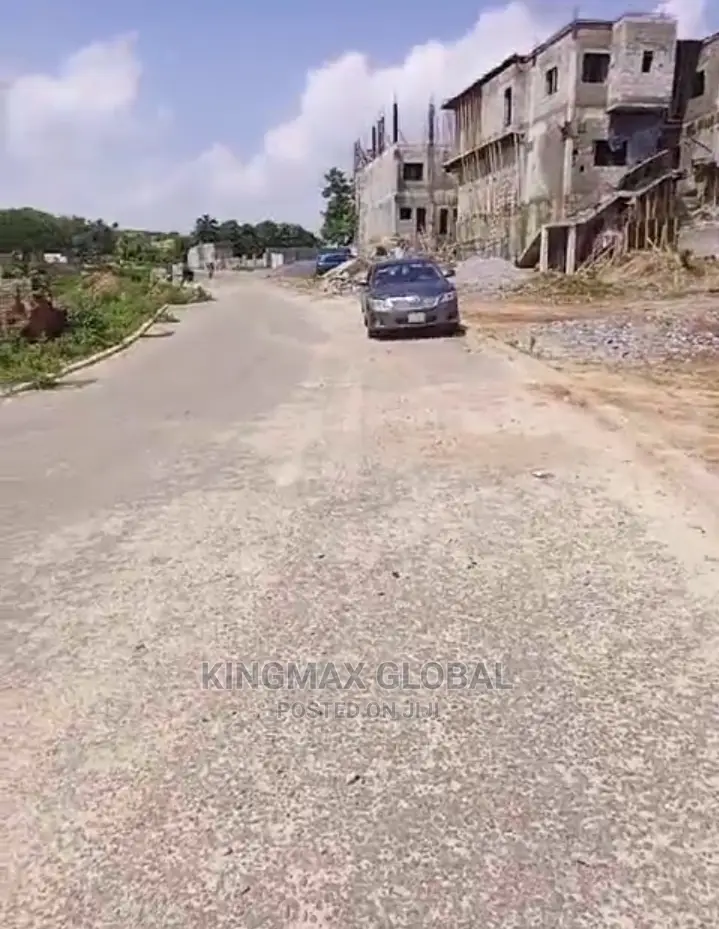 *Plot for Sale at GUZAPE DISTRICT* Size-1,064 M2 C of O in Guzape District