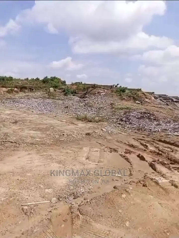 *Plot for Sale at GUZAPE DISTRICT* Size-1,064 M2 C of O in Guzape District
