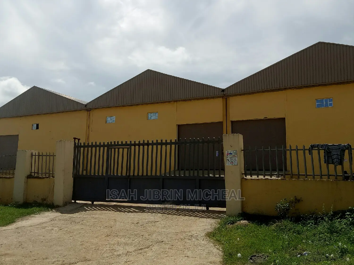Newly Built Standard Warehouse for Rent Along Kubwa Express in Kubwa