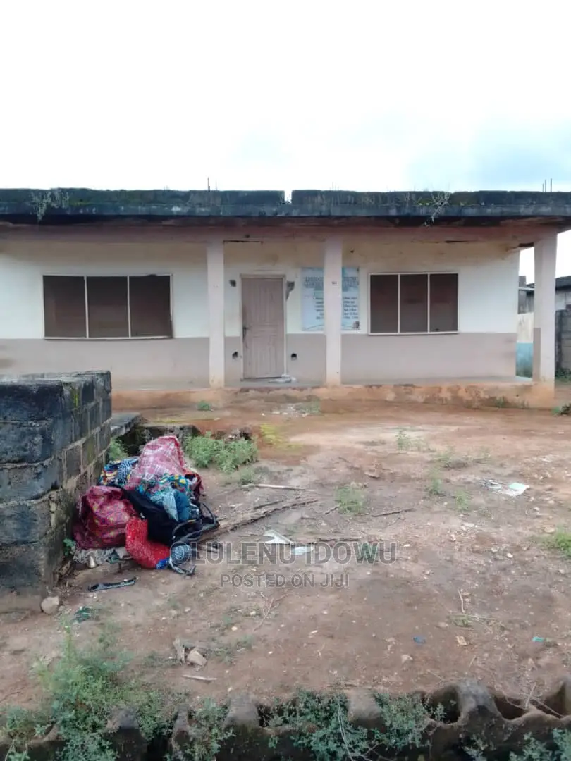 Furnished 3bdrm Block of Flats in Ifo for sale in Ifo
