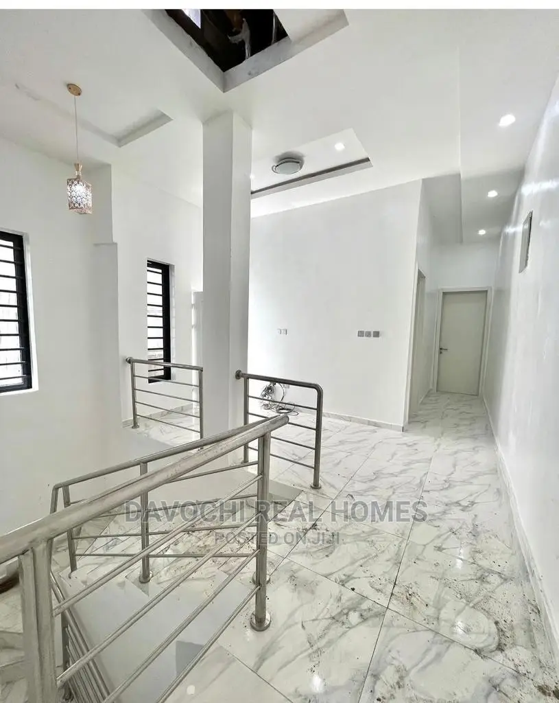 4bdrm Duplex in Chevron Drive, Lekki for rent in Lekki