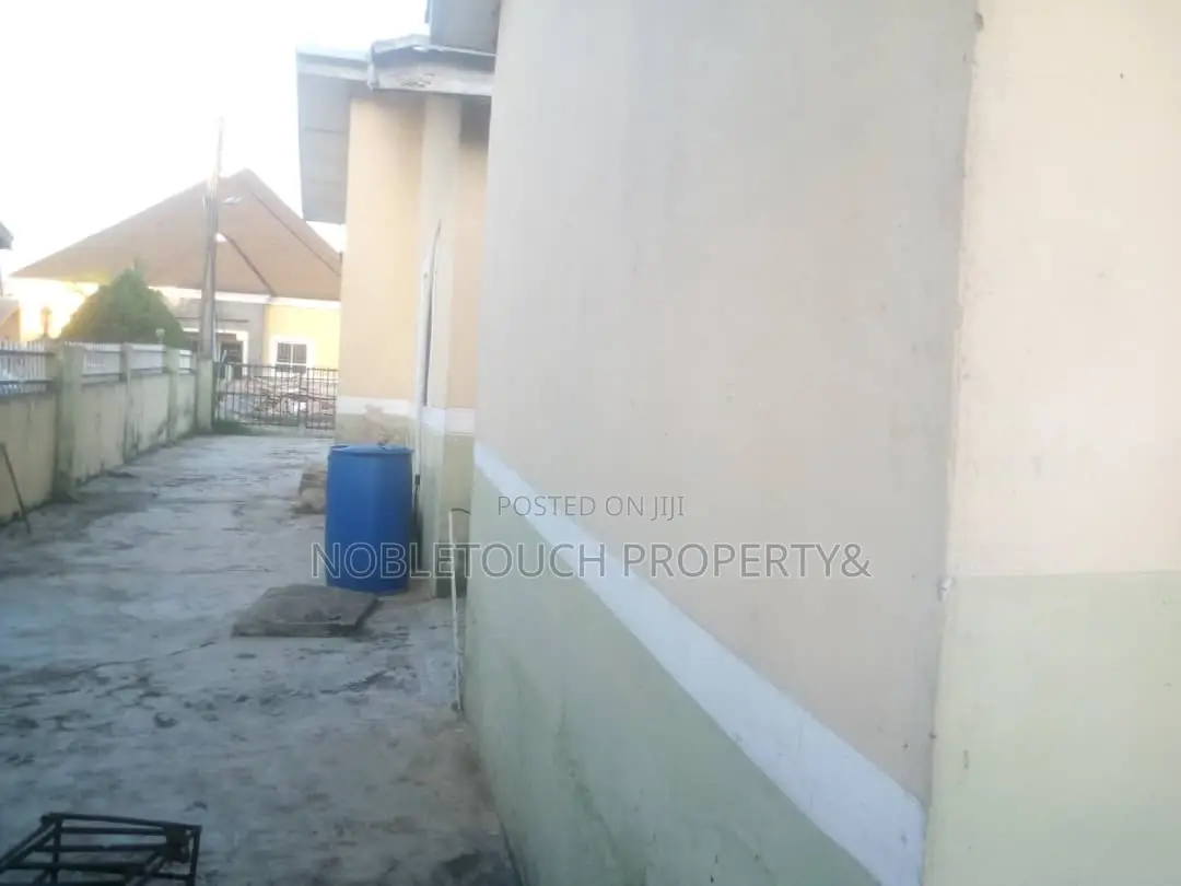 3bdrm Bungalow in Isheri Olofin Lagos, Alimosho for sale in Alimosho