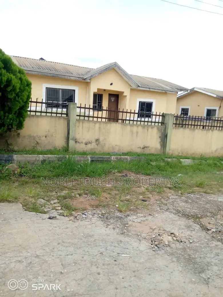 3bdrm Bungalow in Isheri Olofin Lagos, Alimosho for sale in Alimosho