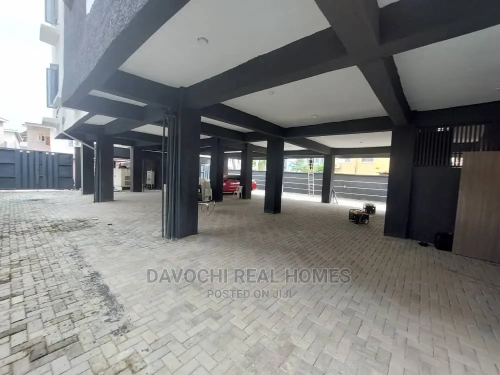 1bdrm Apartment in Jakande, Lekki for rent in Lekki
