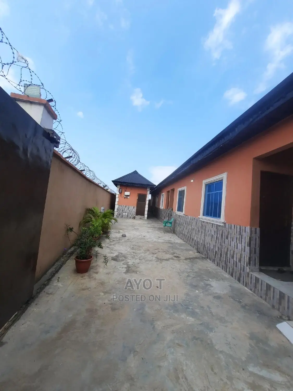 Mini Flat in Bariga for rent in Bariga / Shomolu