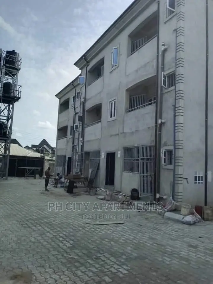 2bdrm Block of Flats in Dap Estate, Port-Harcourt for rent in Port-Harcourt