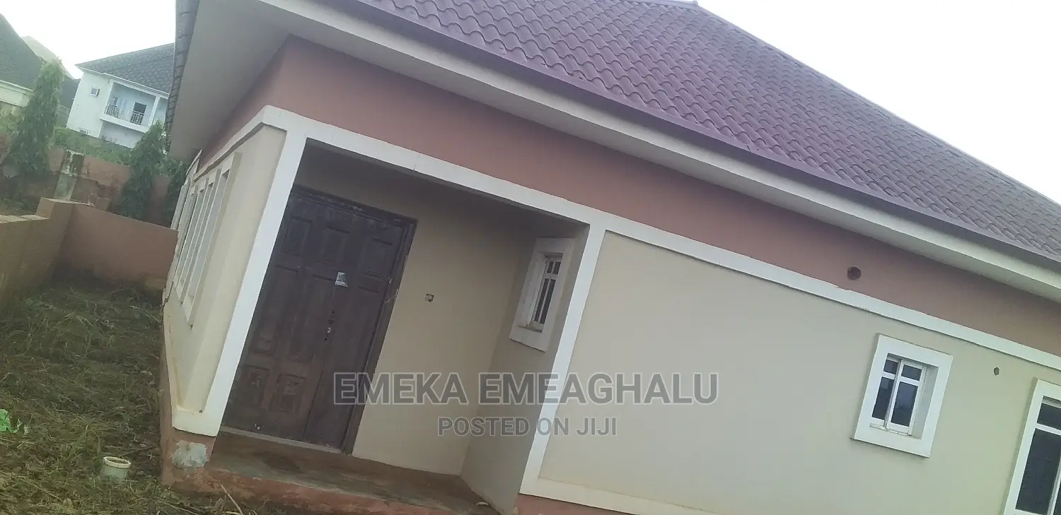 3bdrm Bungalow in Heliu Estate Enugu for sale in Enugu
