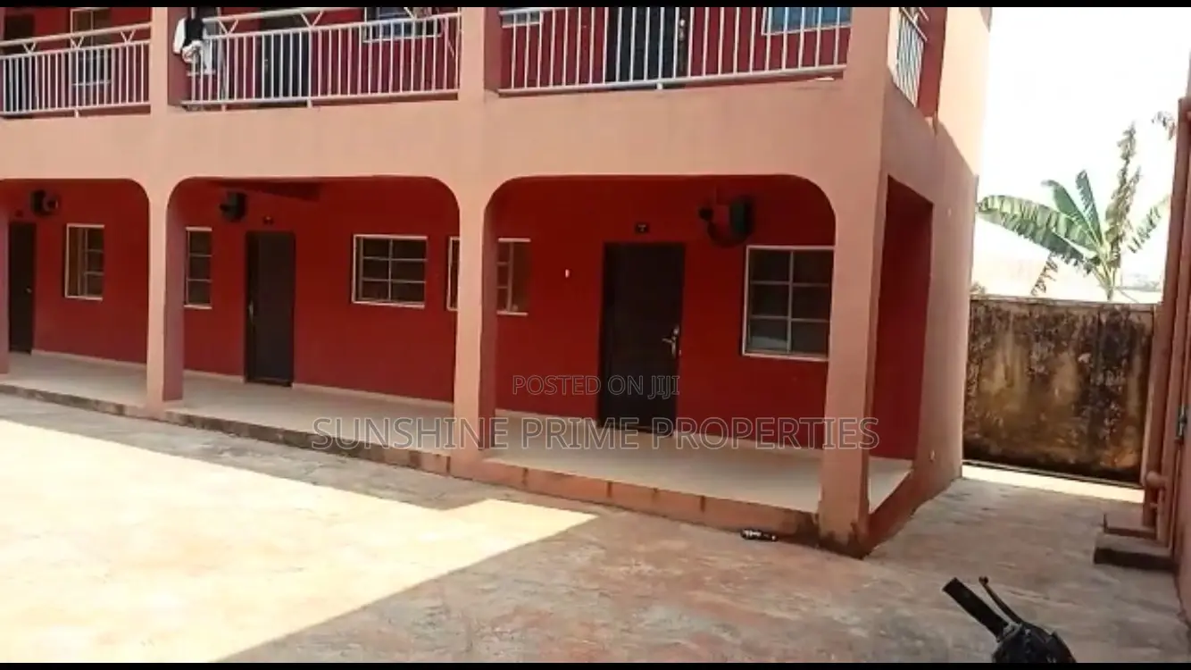 Hostels at Futa North Gate Close to the Tarred Road. in Akure