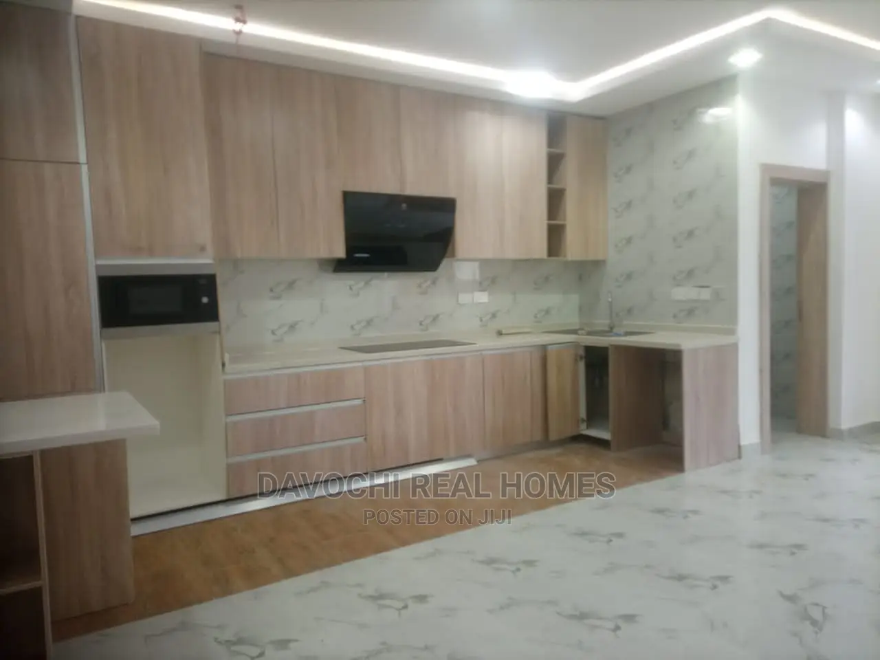 2bdrm Apartment in Lekki Phase One for rent in Lekki