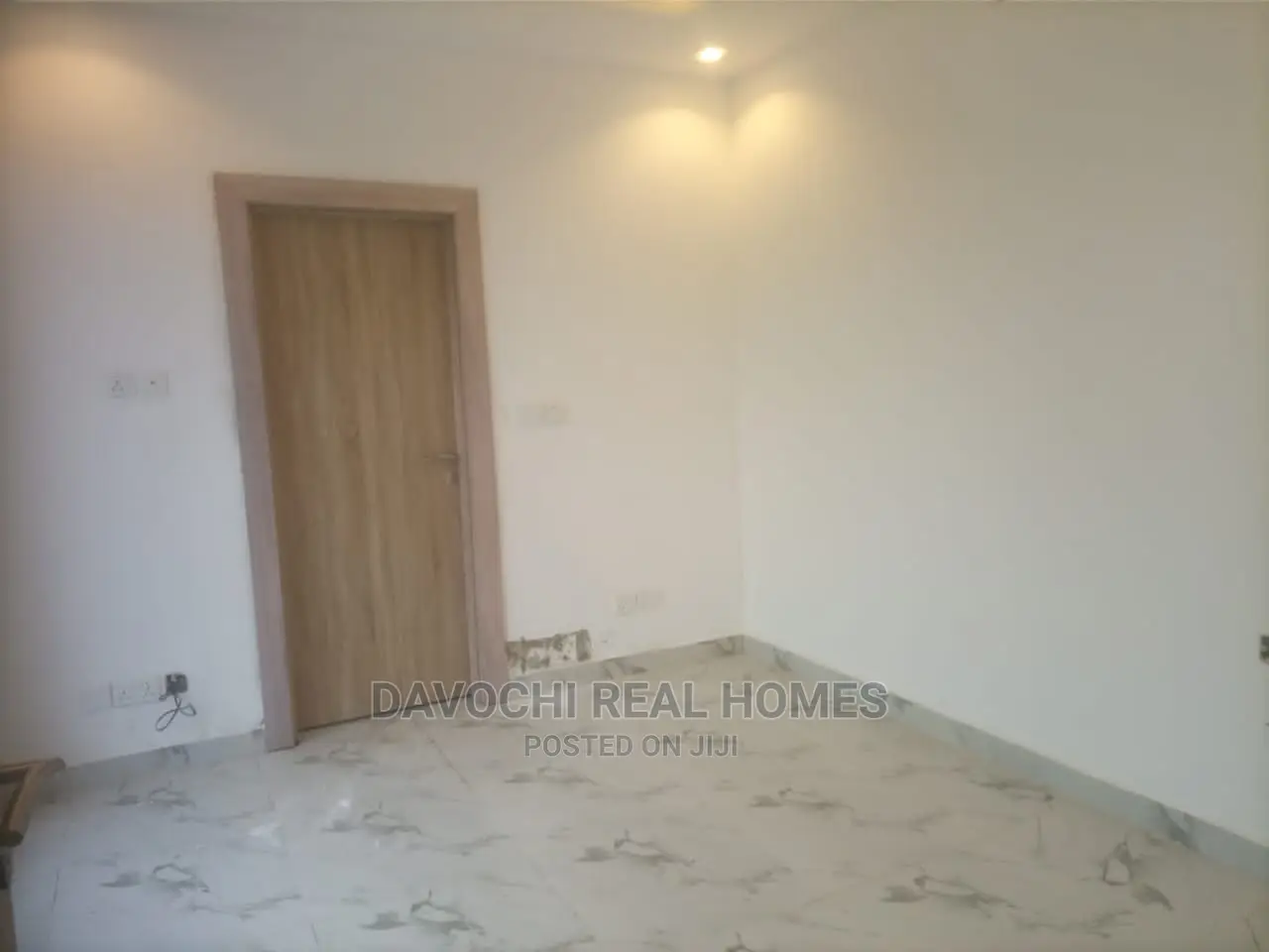 2bdrm Apartment in Lekki Phase One for rent in Lekki