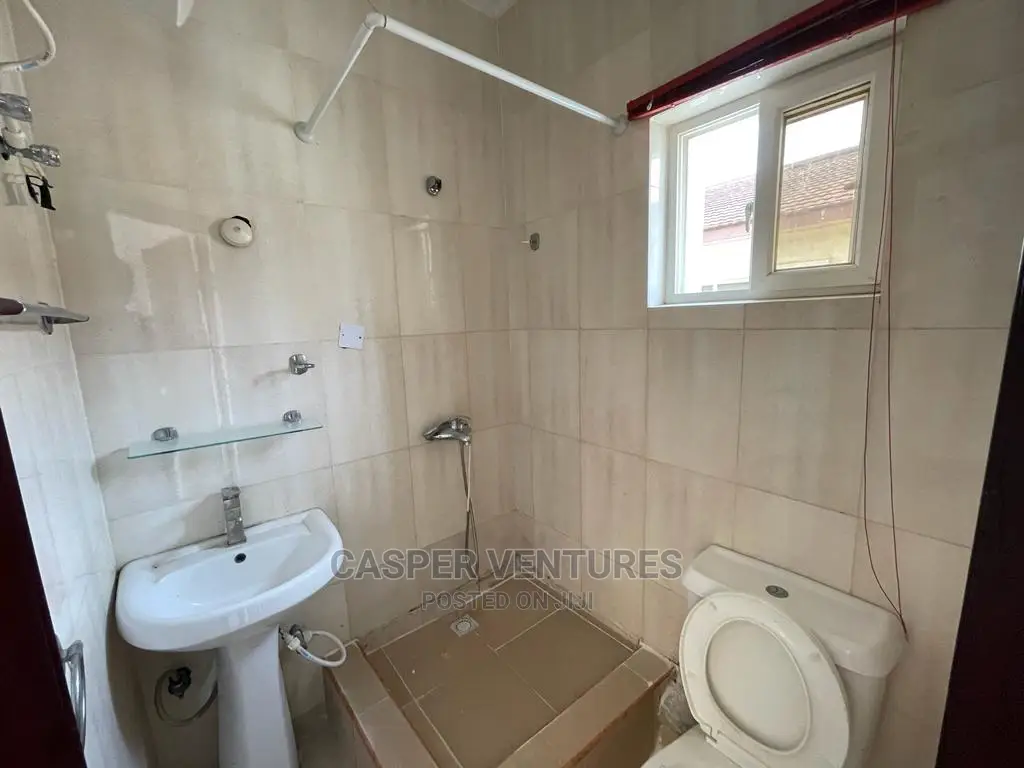 Mini Flat in Bourdillion, Chevron for rent in Chevron