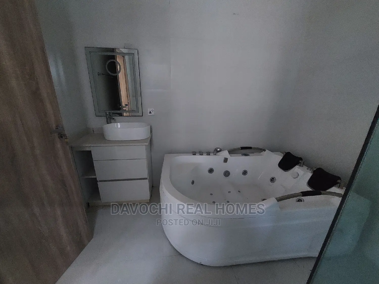 4bdrm Duplex in Orchid Road, Lekki for rent in Lekki