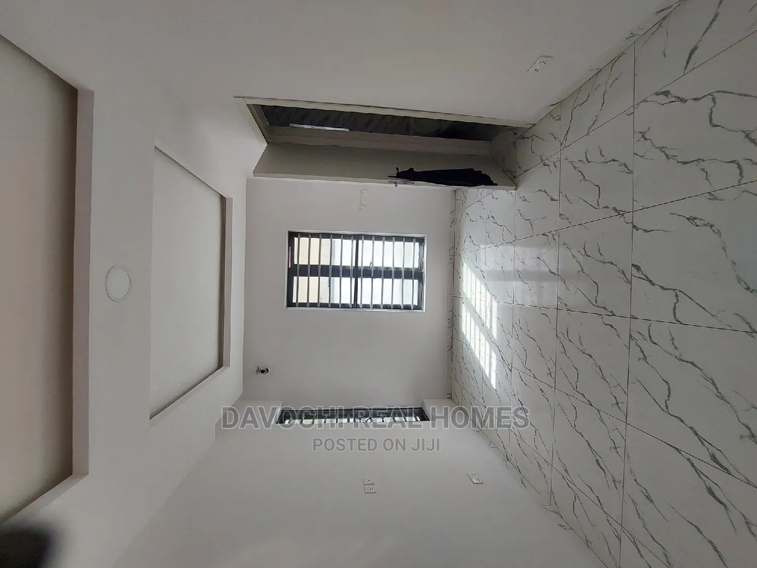 2bdrm Apartment in Chevron Second Toll, Lekki for sale in Lekki