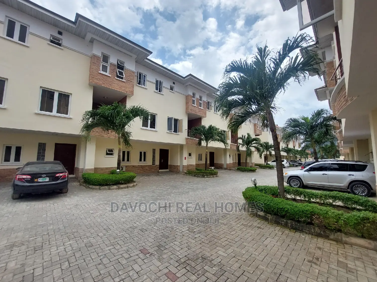 4bdrm Duplex in Chevron Conservation, Lekki for rent in Lekki