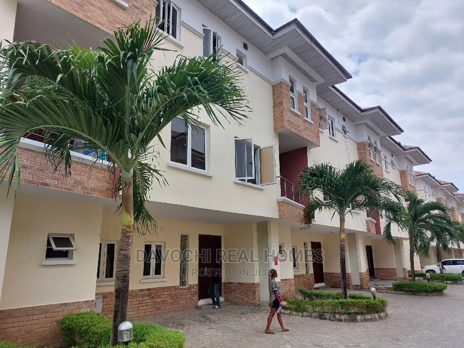 4bdrm Duplex in Chevron Conservation, Lekki for rent in Lekki