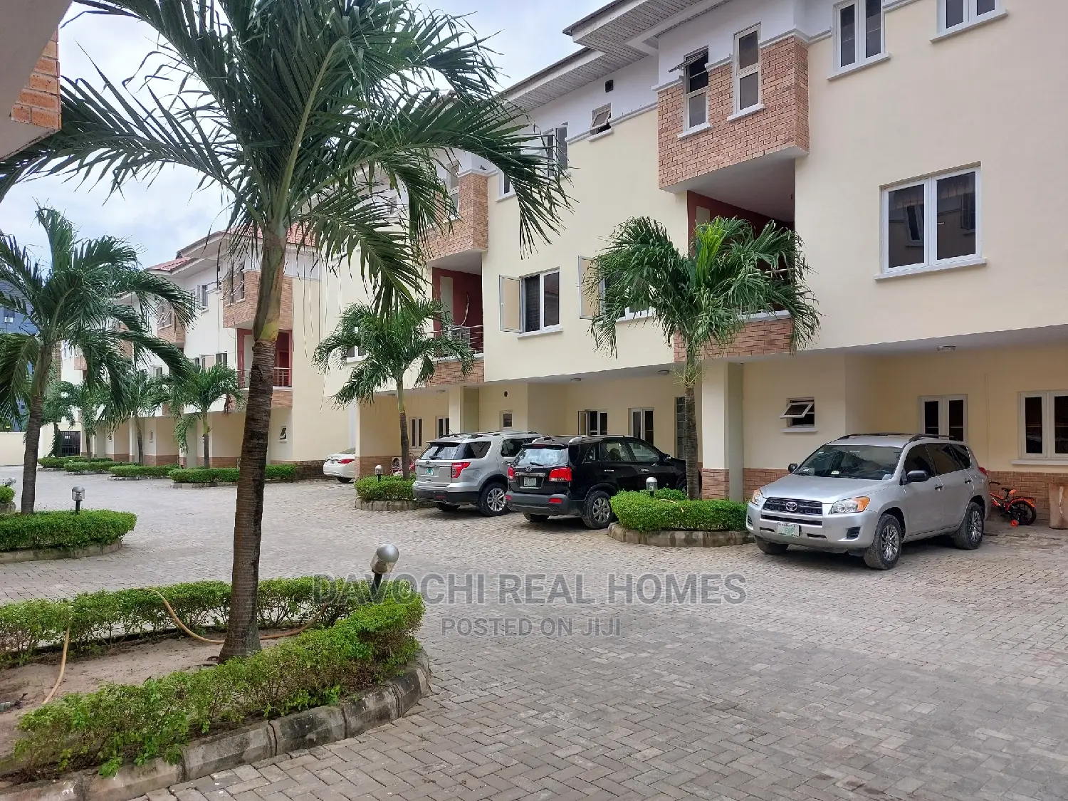 4bdrm Duplex in Chevron Conservation, Lekki for rent in Lekki