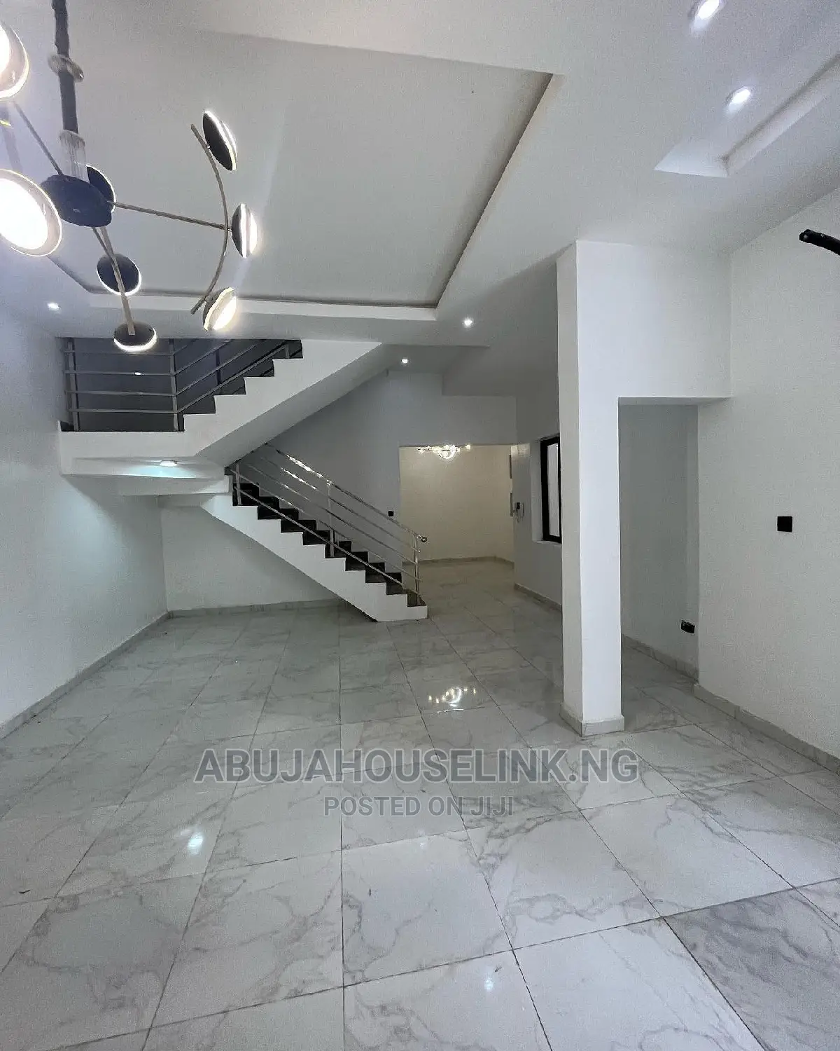4bdrm Townhouse/Terrace in Asokoro Abuja for Sale in Asokoro