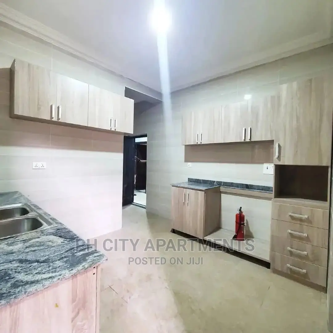 2bdrm Block of Flats in Eneka, Port-Harcourt for rent in Port-Harcourt