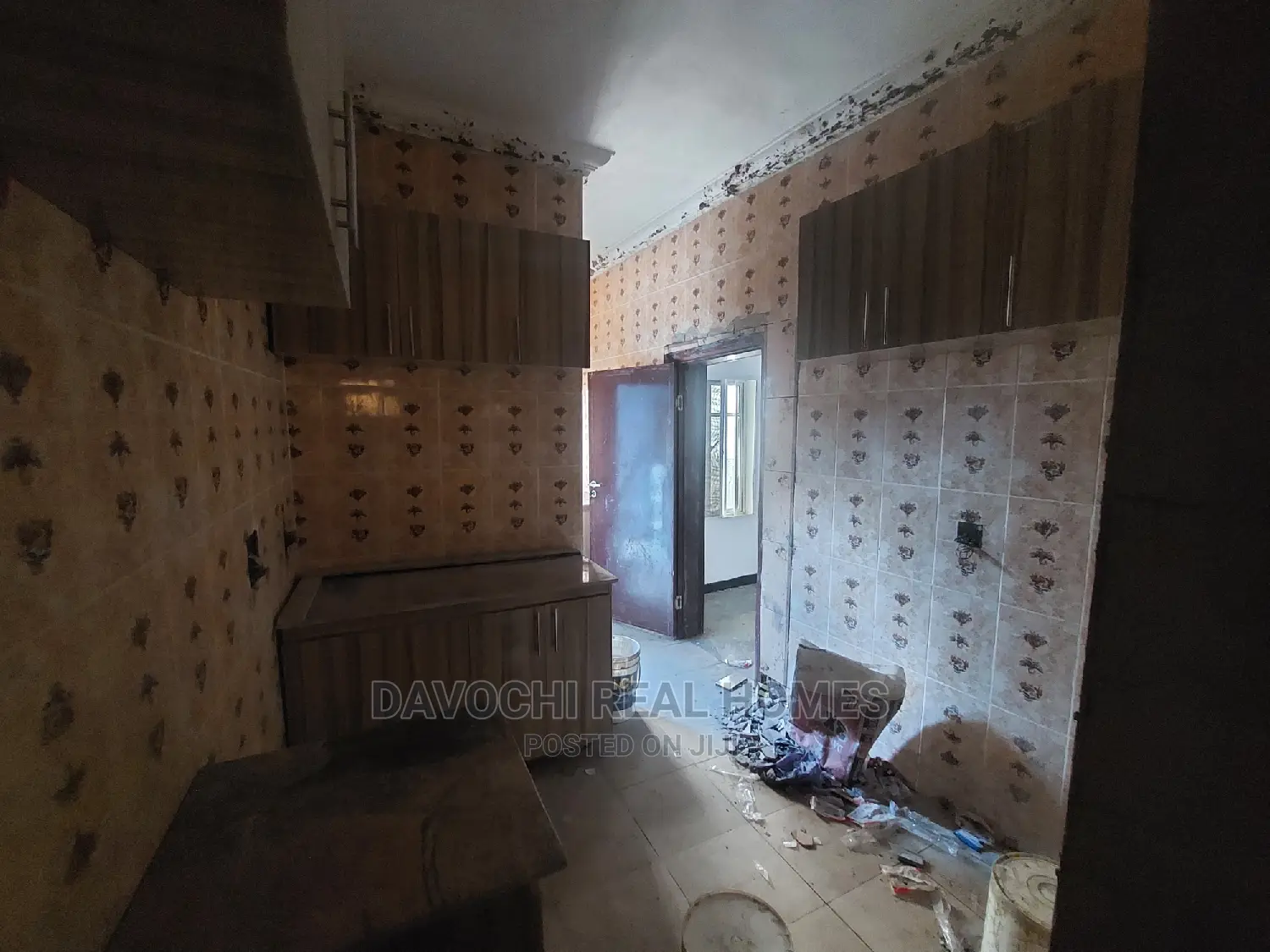 3bdrm Apartment in Orchid Road, Lekki for rent in Lekki