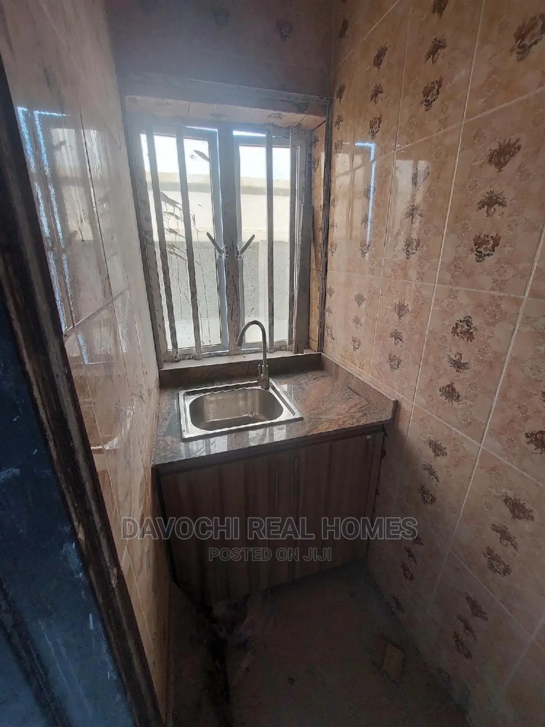 3bdrm Apartment in Orchid Road, Lekki for rent in Lekki