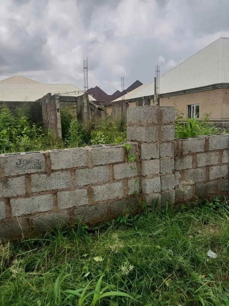 600sqm of Land in Life Camp
