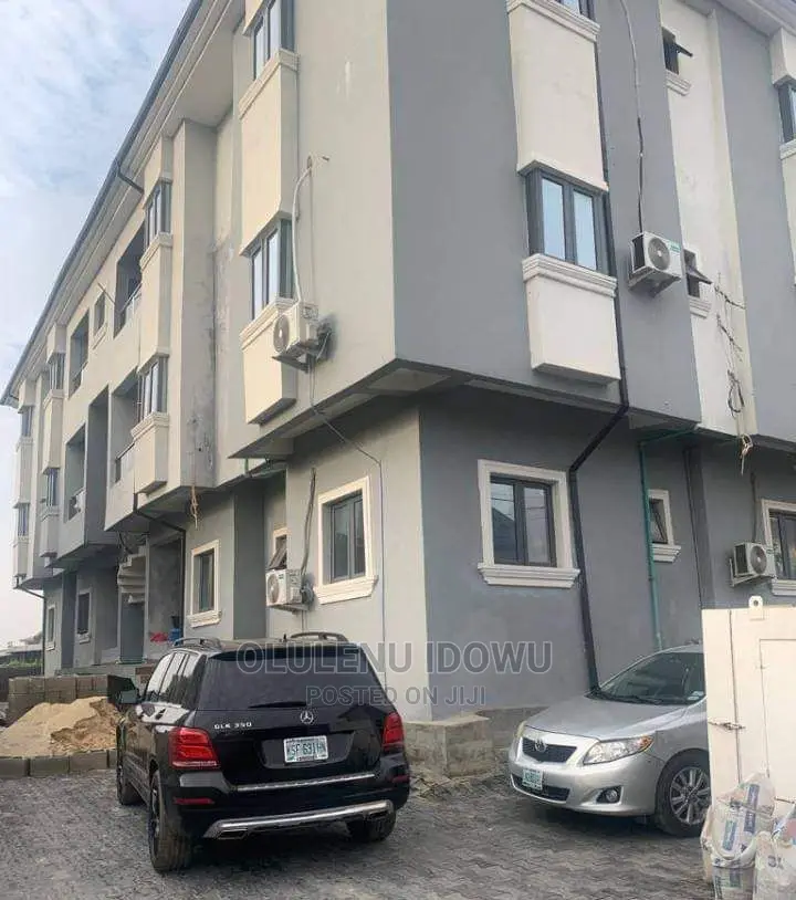Furnished 3bdrm Block of Flats in Alimosho for sale in Alimosho