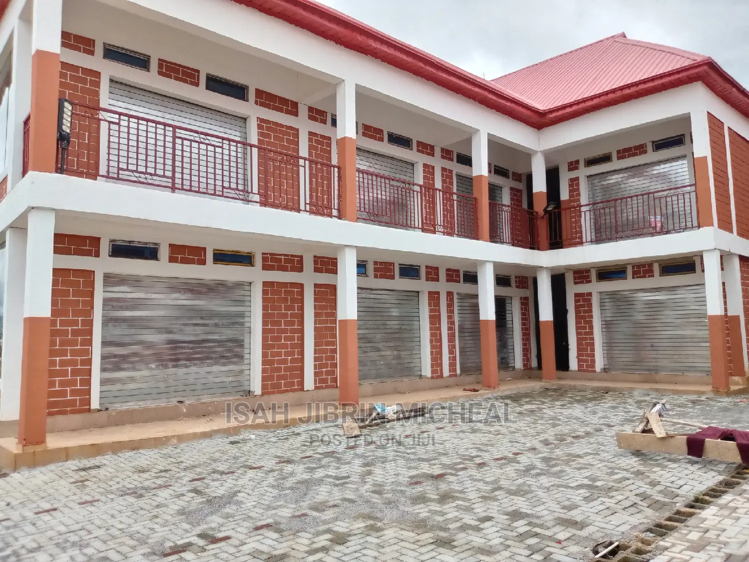 Newly Built Multipurpose Building for Supermarket, Pharmacy in Kubwa
