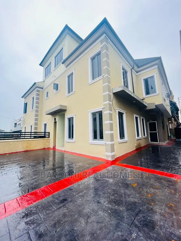 3bdrm Duplex in Chevron Second Toll, Lekki for sale in Lekki