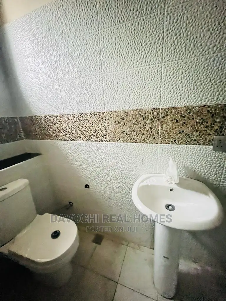 3bdrm Duplex in Chevron Second Toll, Lekki for sale in Lekki
