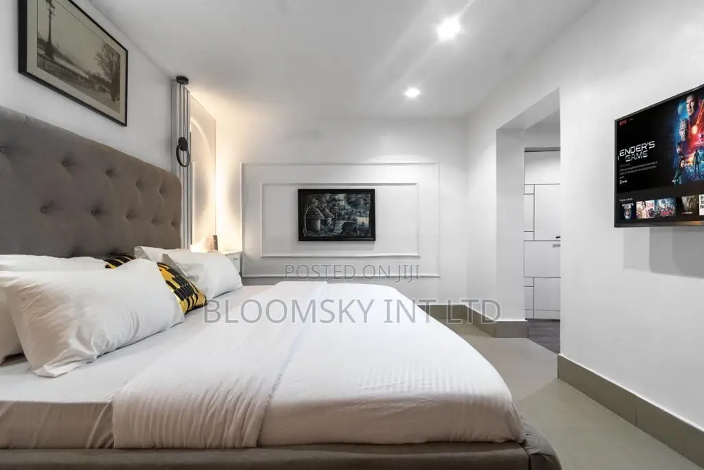 Luxe 1 Bed in a Choice Location in Ikoyi in Ikoyi S.W