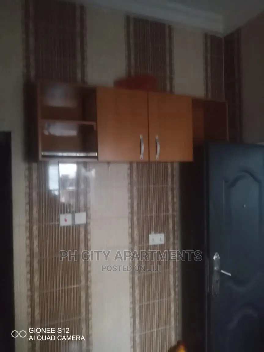 2bdrm Block of Flats in Opm Iwofe, Eliozu for rent in Eliozu