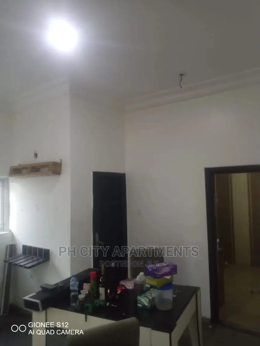 2bdrm Block of Flats in Opm Iwofe, Eliozu for rent in Eliozu