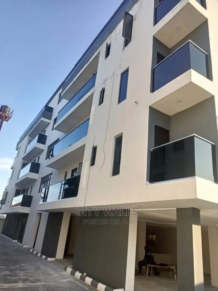 3bdrm Block of Flats in Ikate-Elegushi for rent in Ikate-Elegushi