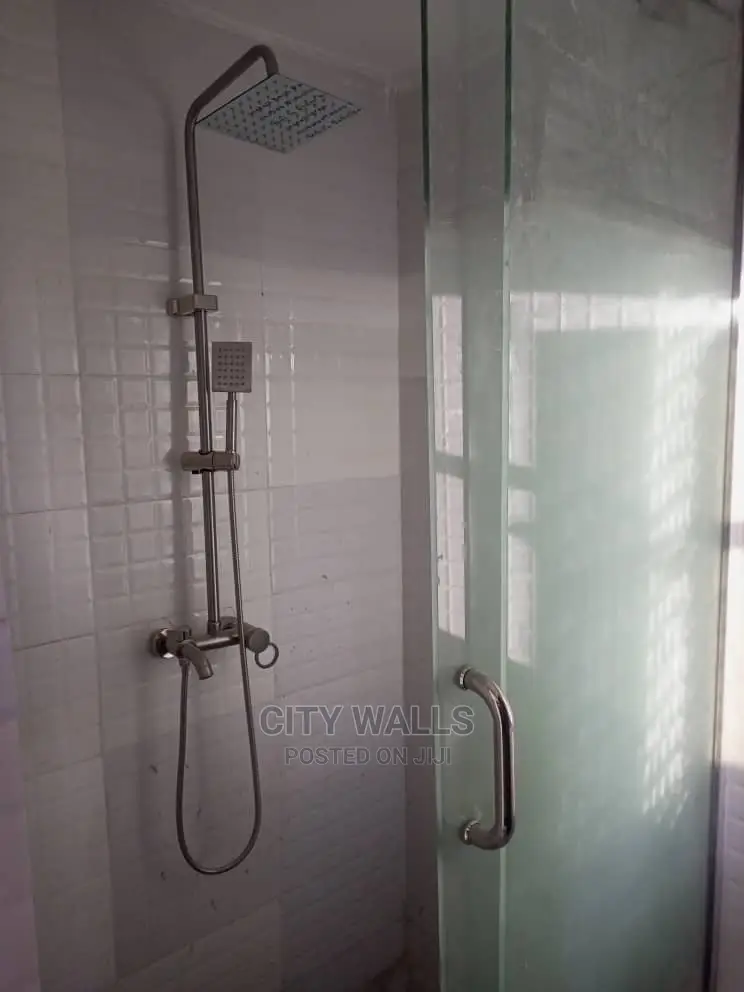 3bdrm Block of Flats in Ikate-Elegushi for rent in Ikate-Elegushi