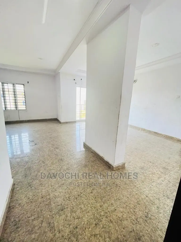 3bdrm Apartment in Oral Estate, Lekki for rent in Lekki