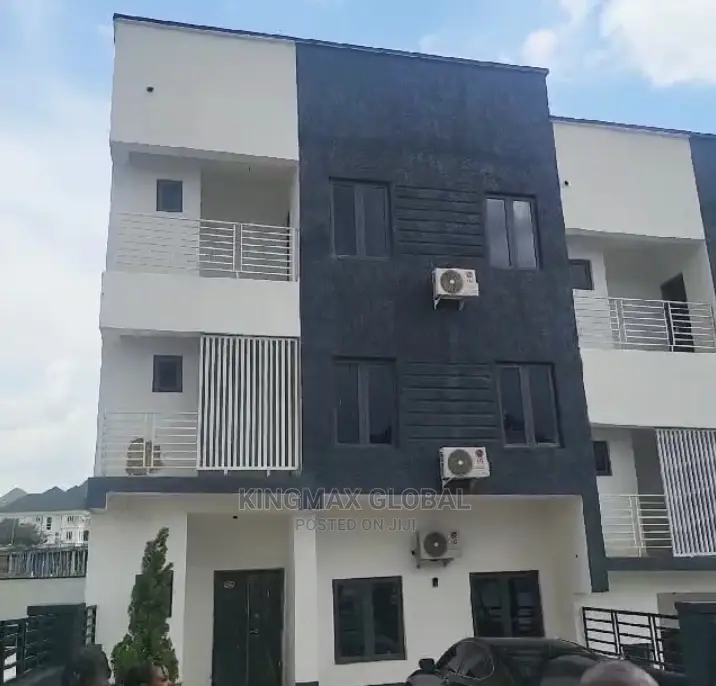 4bdrm Townhouse/Terrace in Guzape District for sale in Guzape District