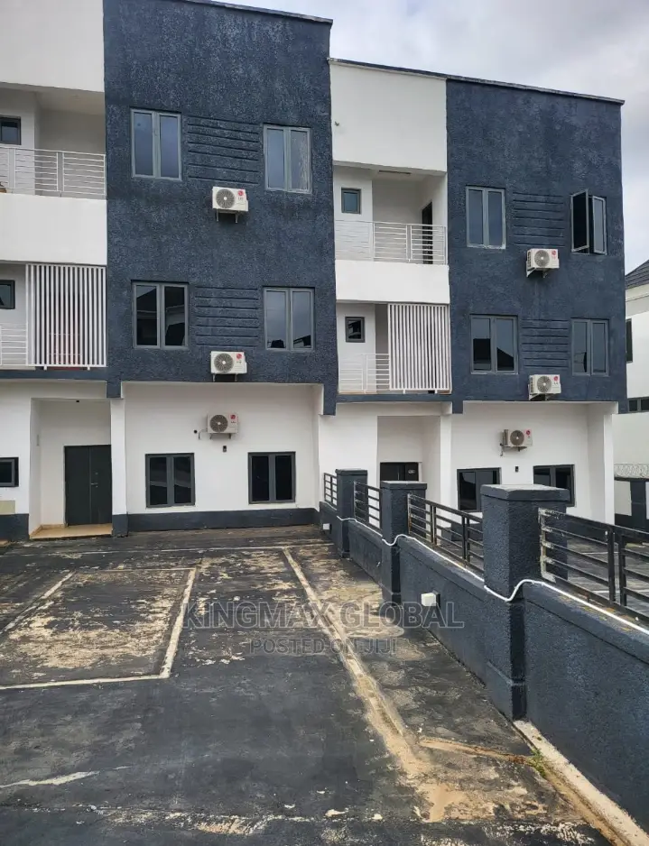4bdrm Townhouse/Terrace in Guzape District for sale in Guzape District
