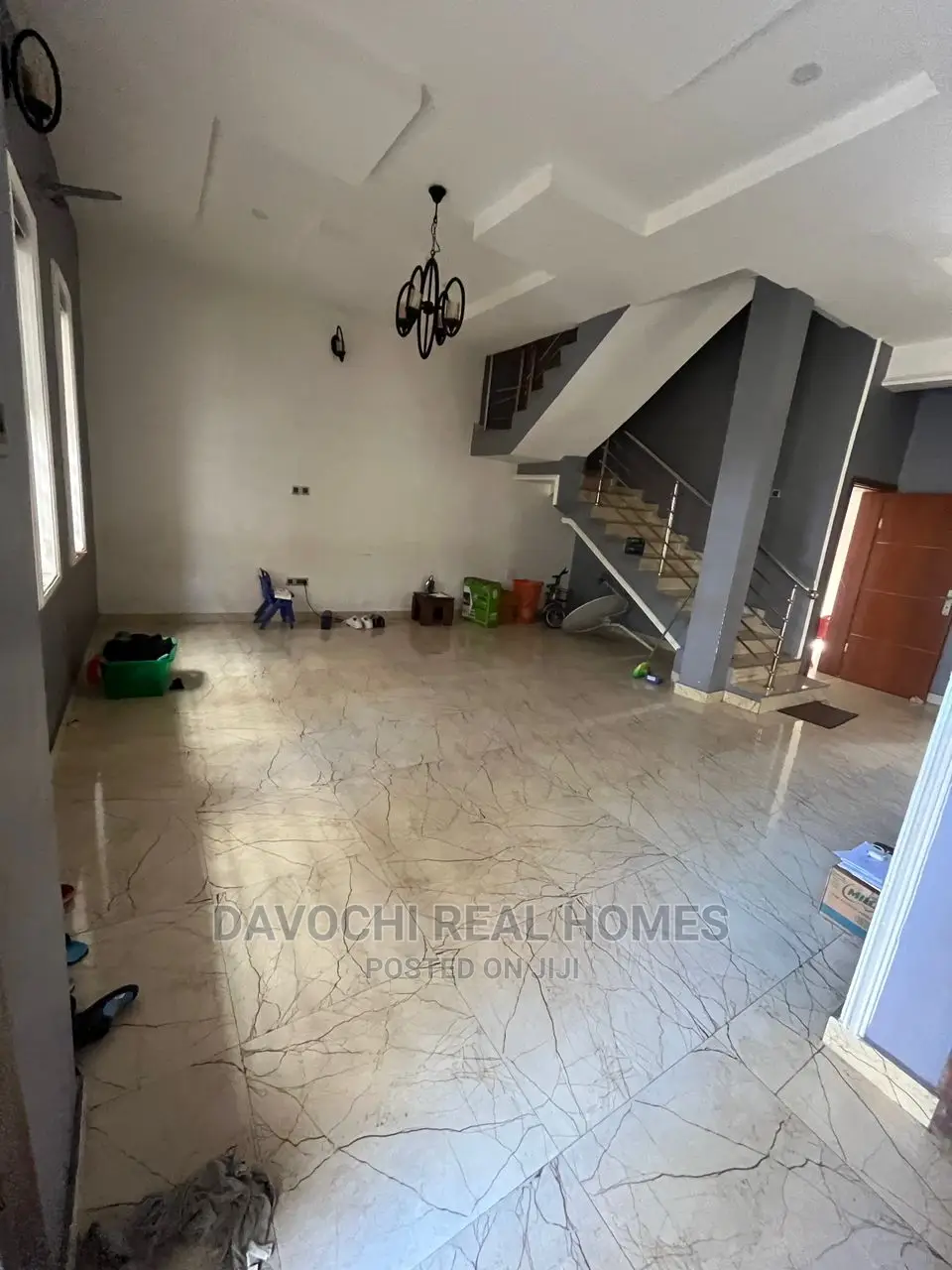 4bdrm Duplex in Chevron Drive for rent in Chevron